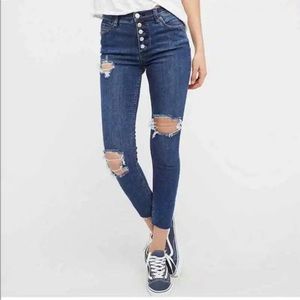 Free People W24 Reagan Distressed Raw Hem Button Fly Skinny Jeans